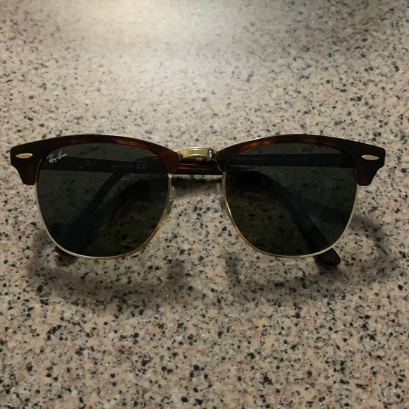 Rayban Sunglasses - Picture 1 of 3
